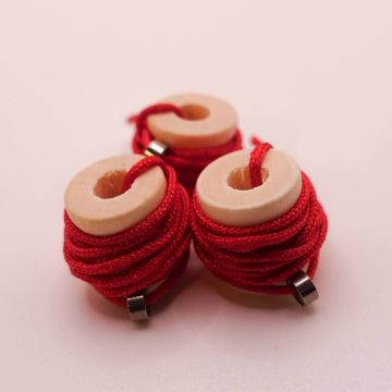 swiss kendama rainbow string pack
