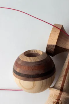 Picture of SPLICE 10 - TURBO Shape - Sweets Kendama